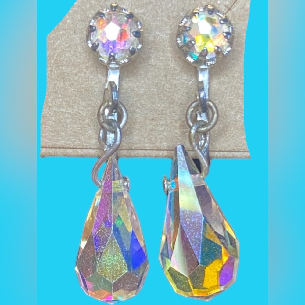 💥SALE💥Vintage Aurora Borealis Dangle Clip on earrings - Picture 4 of 6